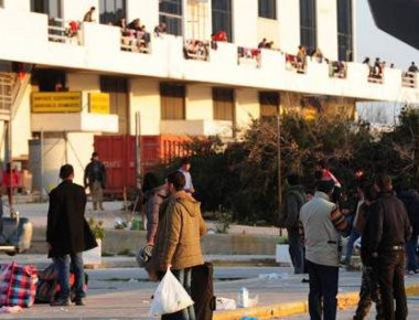 Αντίθετοι στη μετακίνησή τους στη Θήβα οι πρόσφυγες του Ελληνικού